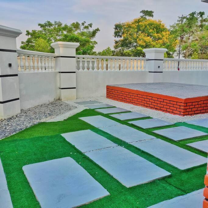 3 Storey Swimming Pool&Projector House Setia Alam Shah Alam Exteriör bild