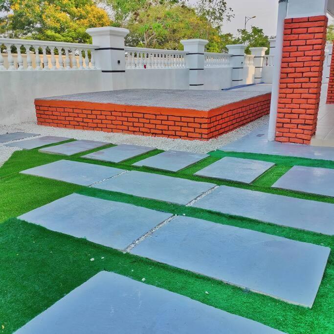 3 Storey Swimming Pool&Projector House Setia Alam Shah Alam Exteriör bild
