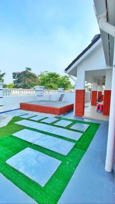 3 Storey Swimming Pool&Projector House Setia Alam Shah Alam Exteriör bild